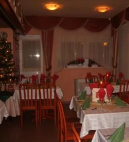 Aranypatkó Panzió étterme