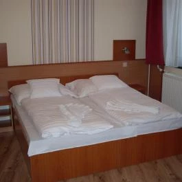 Aranykereszt Hotel Gyula - Szobák