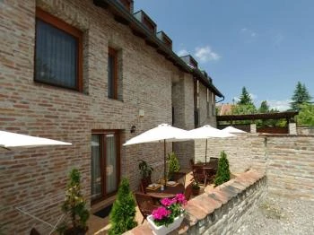 BástyaVár Apartman Gyula