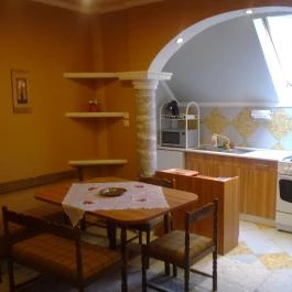 Central Apartman Gyula - Vendéglátás