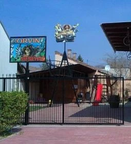 Corvin Gyula Apartmanház