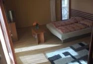 Hellasz Apartman Gyula