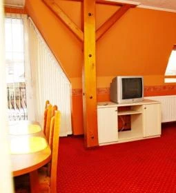 Kastélykert Szálló