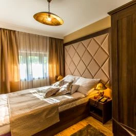 Komló Hotel Gyula - Szobák