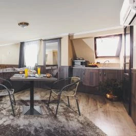 Komló Hotel Gyula - Szobák