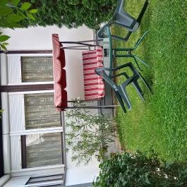 Liza Apartman Gyula - Medence/kert