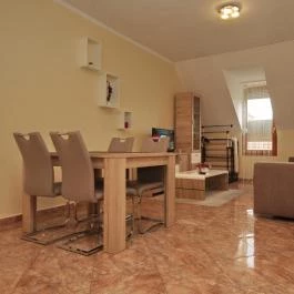 Szamócás Apartman Gyula - Szobák