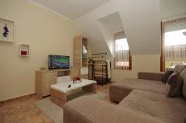 Szamócás Apartman Gyula