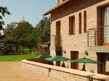 Téglavár Apartman Gyula