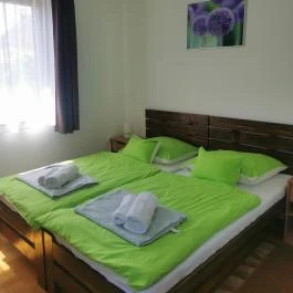 Vadász Vendégház Gyula - Szobák