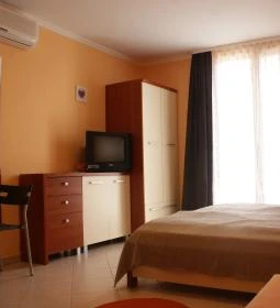 Várárok Apartman Gyula