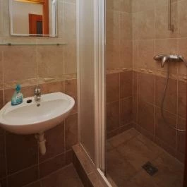 Várfürdő Panzió Gyula - Szobák