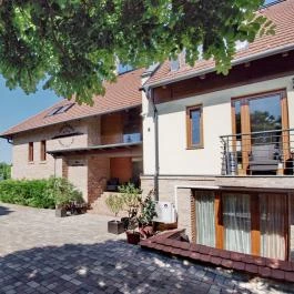 Várfürdő Panzió Gyula - Külső kép