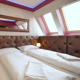 Várfürdő Panzió Gyula - Szobák