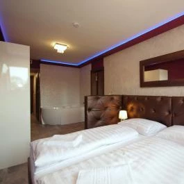 Várfürdő Panzió Gyula - Szobák