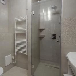 Várfürdő Panzió Gyula - Szobák