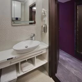 Várfürdő Panzió Gyula - Szobák