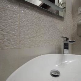 Várfürdő Panzió Gyula - Szobák