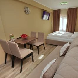 Várfürdő Panzió Gyula - Szobák