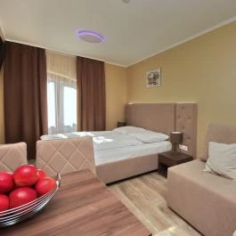 Várfürdő Panzió Gyula - Szobák