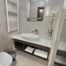 Várfürdő Panzió Gyula - Szobák