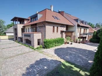 Várfürdő Panzió Gyula