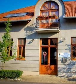 Várszálló Apartman