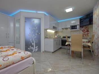 Veronika Apartman De Luxe Gyula