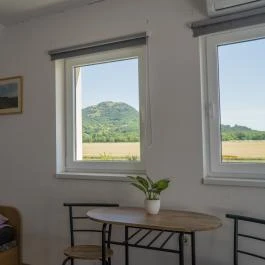 Gyulavezér-Csobánci Pihenő Vendégház Gyulakeszi - Szobák