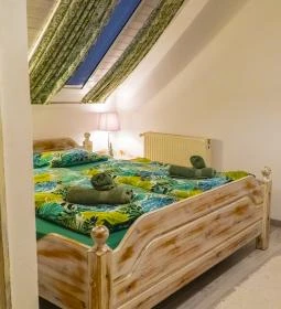 Gyulavezér Lovasbirodalma Panzió 