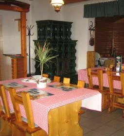 Kolozsvár Étterem és Non-Stop Presszó