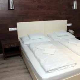 Hotel Medián Hajdúnánás - Szobák