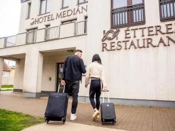 Hotel Medián Hajdúnánás Hotel Medián Hajdúnánás