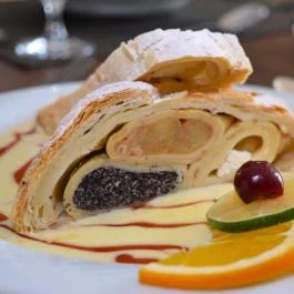 Hotel Medián Hajdúnánás - Vendéglátás