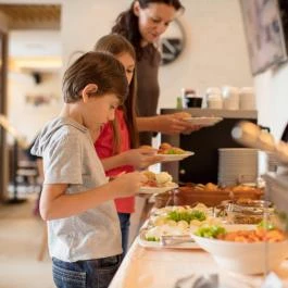 Hotel Medián Hajdúnánás - Vendéglátás