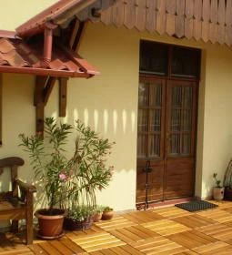 Martinek Lovasudvar Hajdúnánási Lovasközpont & Ifjúsági Szállás