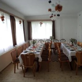 Martinek Lovasudvar Hajdúnánási Lovasközpont & Ifjúsági Szállás Hajdúnánás - Vendéglátás