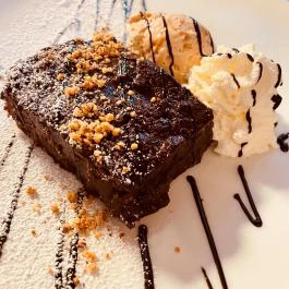 Nelson Pub Étterem & Cukrászda Hajdúszoboszló - Étel/ital