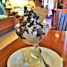 Nelson Pub Étterem & Cukrászda Hajdúszoboszló - Étel/ital