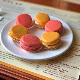 Nelson Pub Étterem & Cukrászda Hajdúszoboszló - Étel/ital