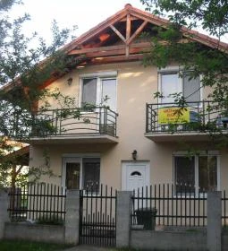 Barbi Apartman