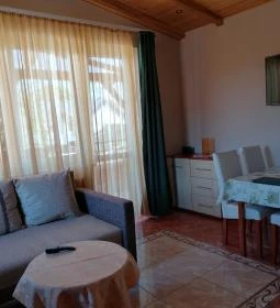 Betty- Major Apartman