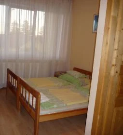 Clock Café Pizzéria & Panzió