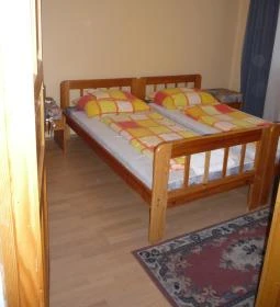 Clock Café Pizzéria & Panzió