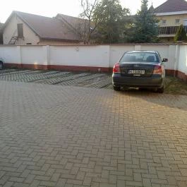 Cristian Apartman Hajdúszoboszló - Medence/kert