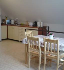 Eszter Apartmanház