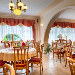 Hajdú Kastély Hotel Hajdúszoboszló - Vendéglátás