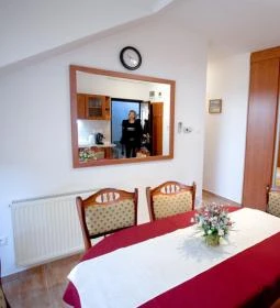 Júlia Apartmanok - Arany János utca