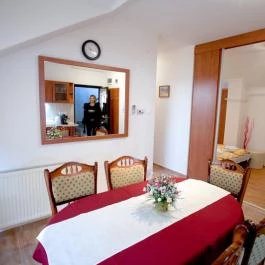 Júlia Apartmanok - Arany János utca Hajdúszoboszló - Vendéglátás