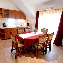 Júlia Apartmanok - Arany János utca Hajdúszoboszló - Vendéglátás